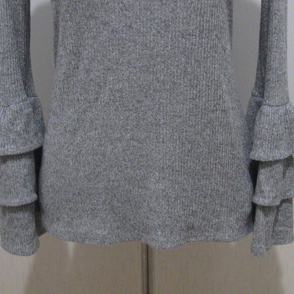 WHBM Ruffled Cuff Long Sleeve Stretch Knit Top sz XS Gray - Picture 3 of 10